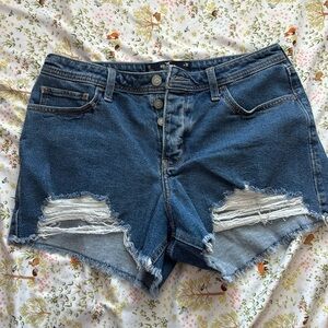 Hollister High-Rise Mom Shorts Vintage Stretch Medium Wash Distressed Button Fly